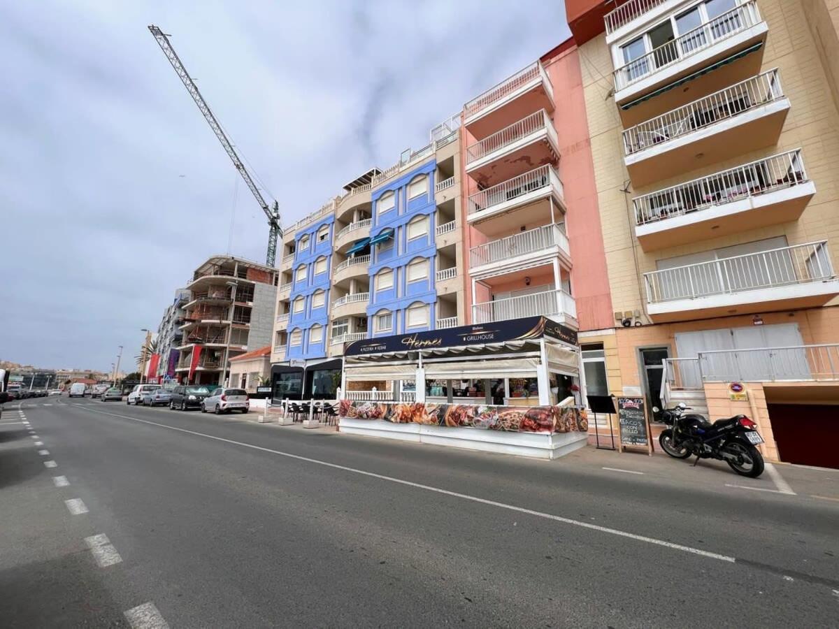 Welcoming Seafront Apartment Tv15 Торевьиа Экстерьер фото